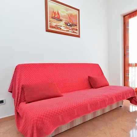 Apartment Ljiljana 1553