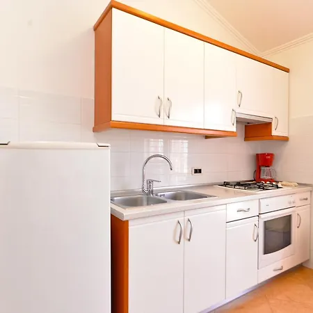 Ljiljana 1553 Apartament *